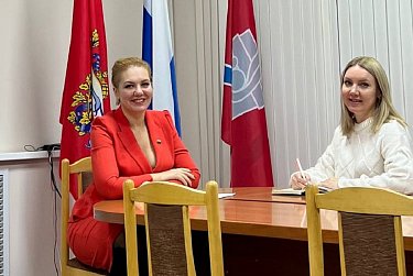 С жителями Новотроицка встретилась депутат ЗС Екатерина Калегина
